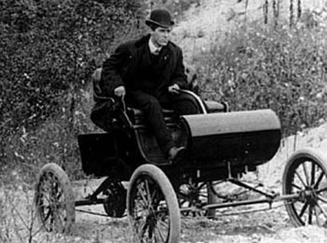 Oldsmobile, Nacimiento y Muerte de un Gigante