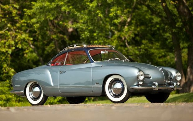 Volkswagen Karmann Ghia más de 60 años