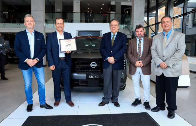 FIPA entregó galardón a Nissan Américas