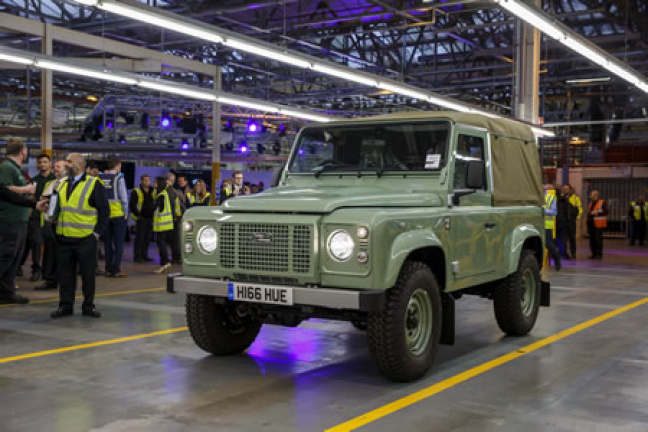 El último Land Rover Defender se fabricó en Solihull