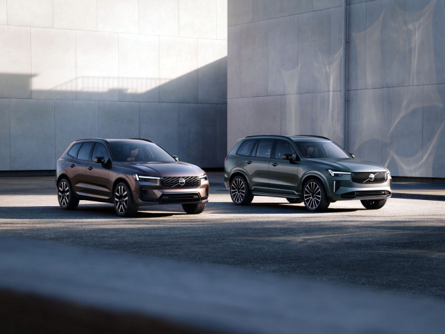 Volvo Cars lanza variantes híbridas enchufables de largo alcance de XC60 y XC90