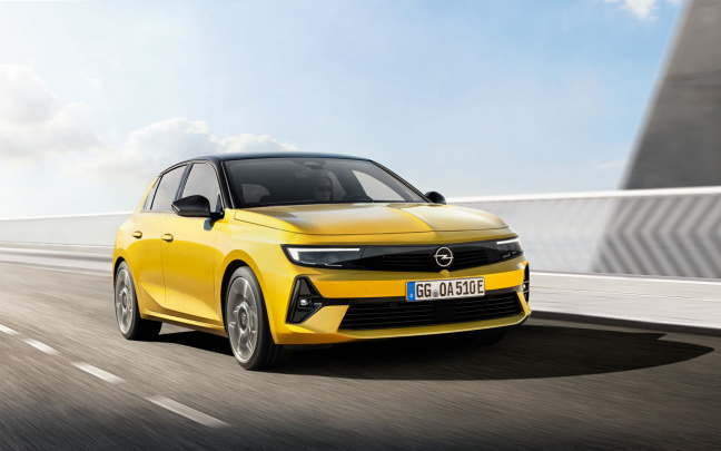 Nuevo Opel Astra: seguro, electrificado y eficiente.