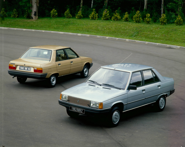 Renault 9