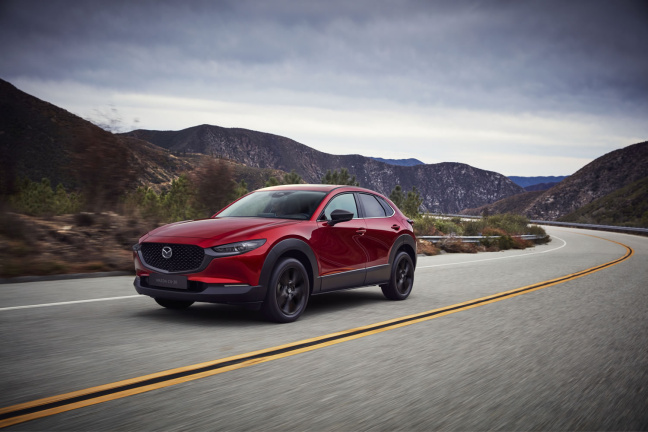 Mazda presenta nuevas versiones de los emblemáticos 3 y CX-30