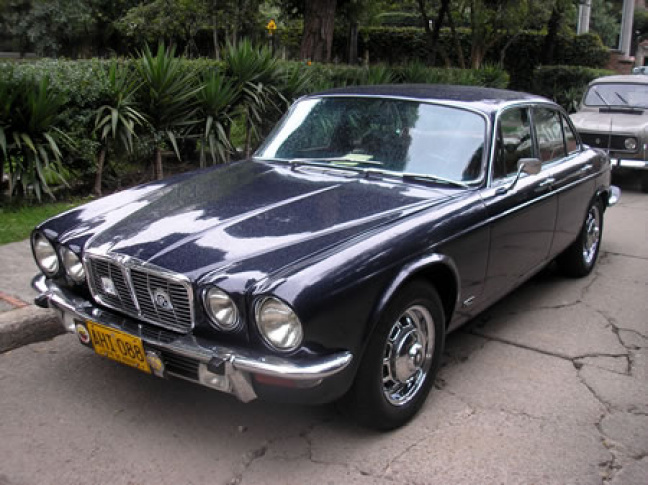 Jaguar XJ6