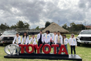 Toyota premia el arte de los niños y niñas de Colombia al crear el Carro de sus Sueños