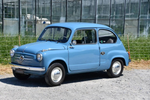 El Club Fiat Clásicos de Argentina celebró los 70 años del 600 en Autoclásica