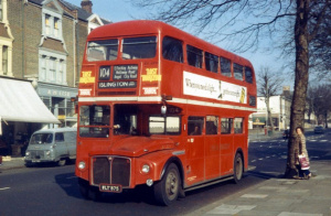 Los revolucionarios autobuses Routemaster: 1956-1968