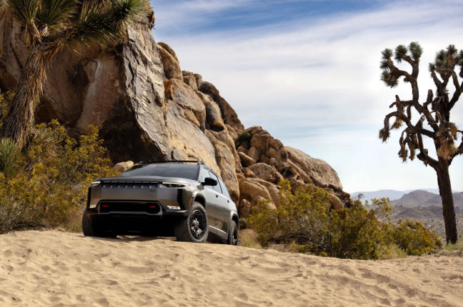 Jeep® Wagoneer S Trailhawk Concept