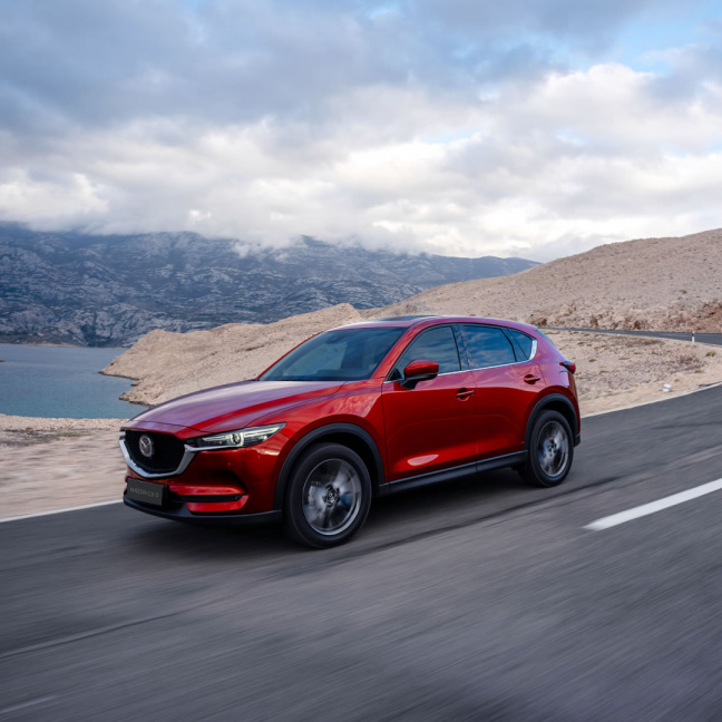 Mazda CX-5, aclamado por su seguridad durante la nueva prueba de choques laterales realizada por el IIHS