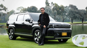 Andrés Cepeda se une a Hyundai Colombia con la nueva Santa Fe híbrida