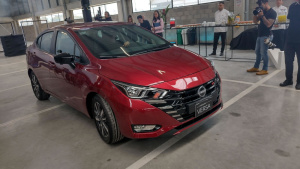 Nuevo Nissan Versa llega renovado en diseño, tecnología, conectividad y nueva versión SR